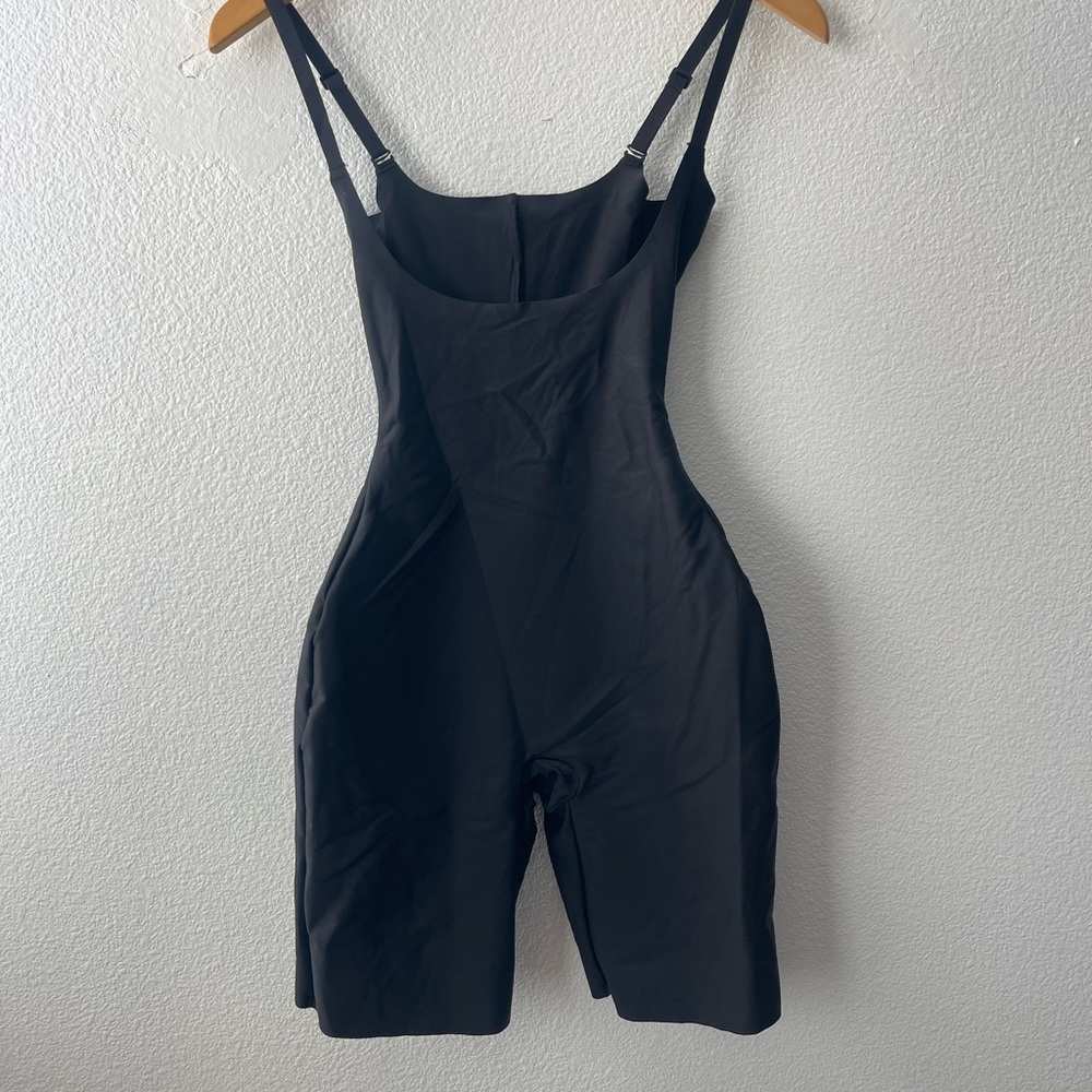 SKIMS BODY BUTT LIFTING OPEN BUST BODYSUIT BBL BD-ONS-5940W Sz Small Black Onyx - Picture 2 of 5